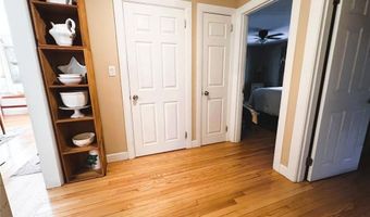 29 Stony Acre Dr, Cranston, RI 02920