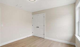 413 New River Rd, Lincoln, RI 02838