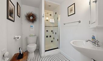 109 CENTRE St, Beach Haven, NJ 08008