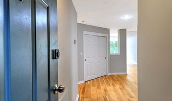 2 School St 334, Lincoln, RI 02802