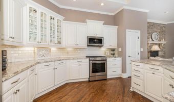 3712 Highland Creek Dr, Apex, NC 27539