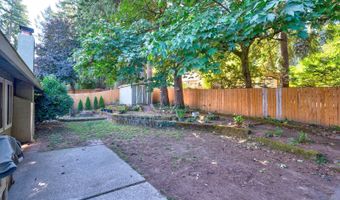 14437 SE HILLGROVE Ct, Milwaukie, OR 97267