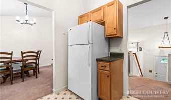 100 Summersweet Dr, Banner Elk, NC 28604