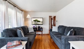 2719 E Tiffin Ave, Des Moines, IA 50317