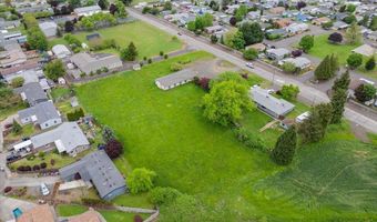 2120 Three Lakes Rd SE, Albany, OR 97322