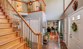 251 Scenic Dr, Blakeslee, PA 18610
