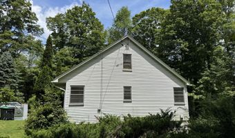 754 Carlton Rd, Tobyhanna, PA 18466