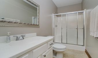 7178 Lockford Walk N, Avon, IN 46123