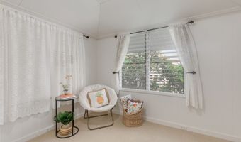 2166 Palolo Ave, Honolulu, HI 96816