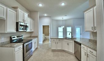 4414 JUNEBERRY Dr, Auburndale, FL 33823