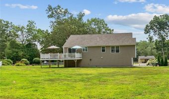 76 Lakehurst Dr, Coventry, RI 02816