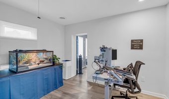 103 Idlewild Ln, Aberdeen, NJ 07747