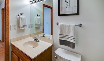 5205 Aspen Way, Madison, WI 53718