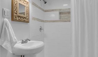 105 Gilliam Ave, Savannah, GA 31406