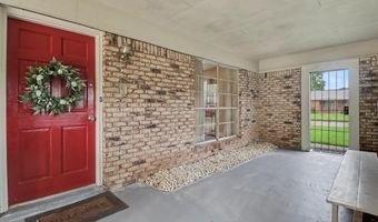 897 Auburn Dr, Biloxi, MS 39532