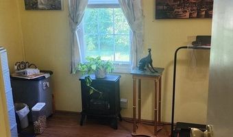 281 Chauncey Walker St Avenue A 26, Belchertown, MA 01007