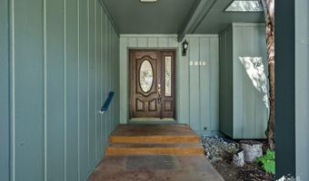 3818 Helvetia Dr, Anchorage, AK 99508