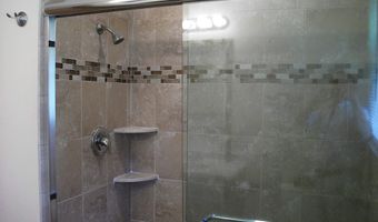 703 Breakers Ave, Absecon, NJ 08201