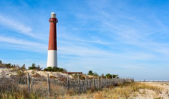 9 Whaler Ave, Barnegat, NJ 08005