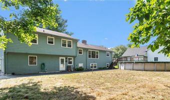 5 Fishing Cove Rd, North Kingstown, RI 02852