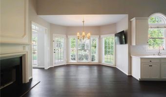 6850 Weatherstone Way, Alpharetta, GA 30009