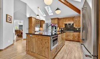 15100 SW GULL Dr, Beaverton, OR 97007