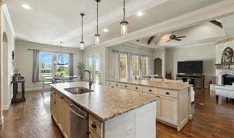 340 Bear Country Dr, Aledo, TX 76008