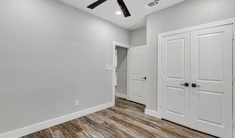 90 Live Oak St, Alvarado, TX 76009