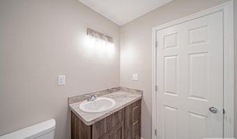 3290 Carolyn Ln, Ammon, ID 83406