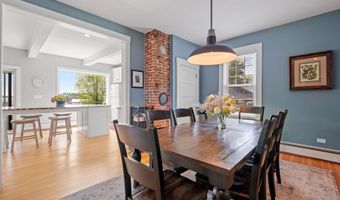 10 Wharf Rd, Center Harbor, NH 03226