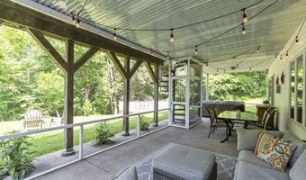 109 Andrew Dr, Canton, CT 06019