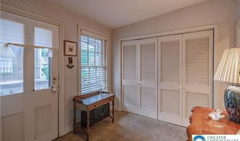 407 N 8th St, Allentown, PA 18102