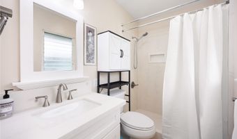 528 Halela St A, Kailua, HI 96734