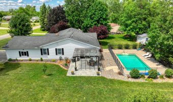 2943 Lee Marie Dr, Adrian, MI 49221