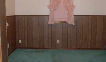 620 S 10th St, Aberdeen, SD 57401