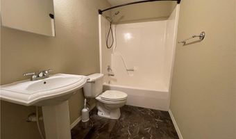 6 Dillow Dr, Bella Vista, AR 72714