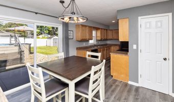 814 SE Oak Dr, Ankeny, IA 50021