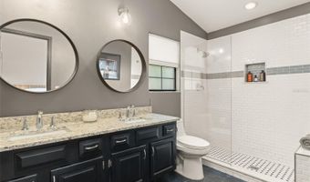 546 VIA FONTANA Dr 203, Altamonte Springs, FL 32714