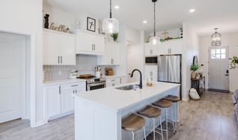 5011 Del Rey Ct, Benton, AR 72019