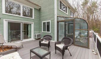 37 Standish Way, Amherst, NH 03031