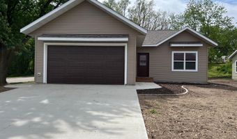 828 Spark Ave, Albert Lea, MN 56007