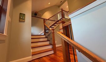 2445 S KENWOOD St, Arlington, VA 22206
