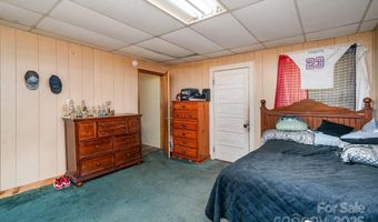 210 Lincoln St, Badin, NC 28009