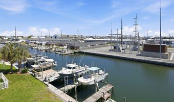 310 N Kinston Ave, Atlantic Beach, NC 28512