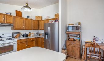 3200 S HUCKLEBERRY Ln, Appleton, WI 54915