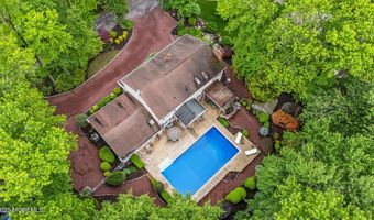 221 Lloyd Rd, Aberdeen, NJ 07747