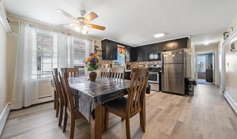 26 City View Pkwy, Johnston, RI 02919
