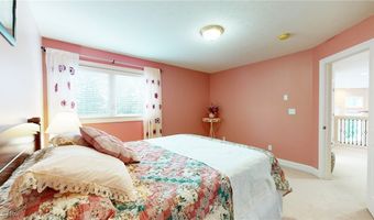 460 Berwick Cir, Aurora, OH 44202