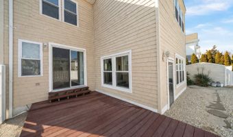 45 W 19th St, Avalon, NJ 08202