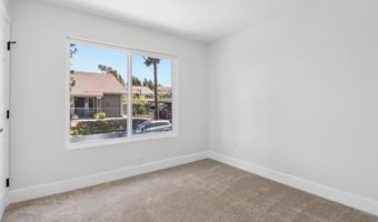 6876 Bear River Row 3, San Diego, CA 92139